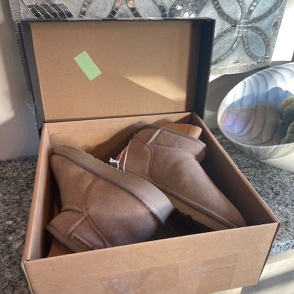 Brown shearling boots Size 9 - Picture 2 of 6